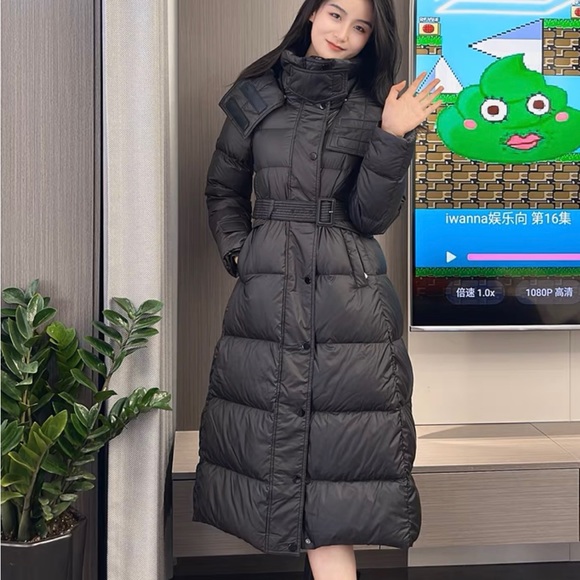 Women black maxi down jacket - Picture 8 of 8